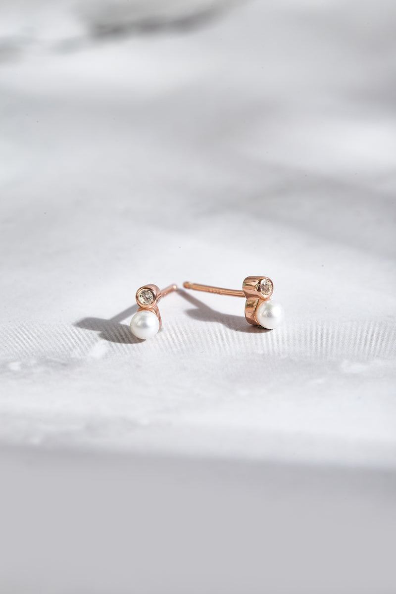 PEARL & WHITE TOPAZ EARRINGS