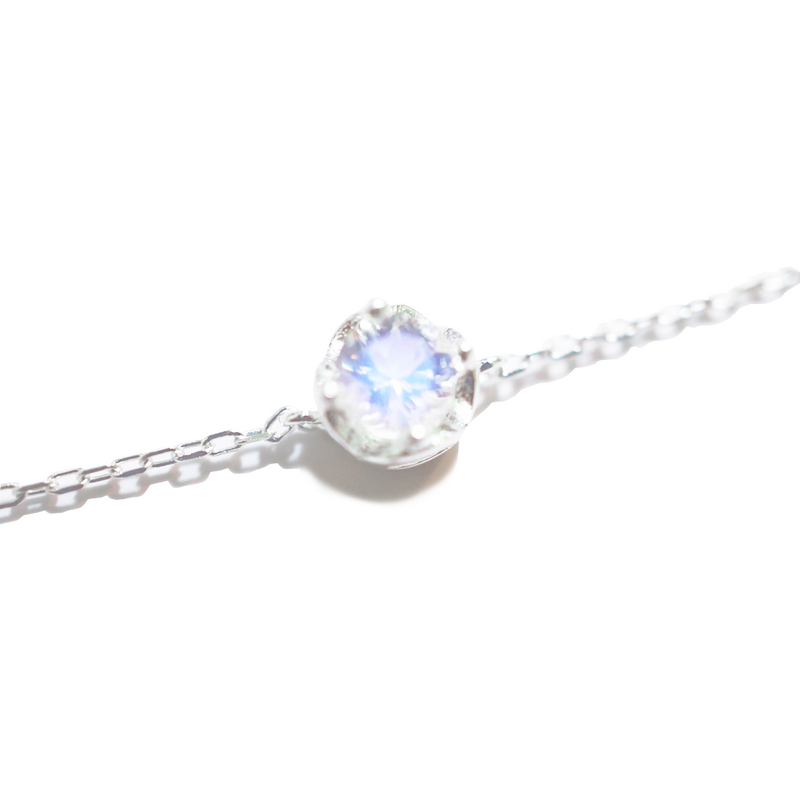 ROUND MOONSTONE BRACELET