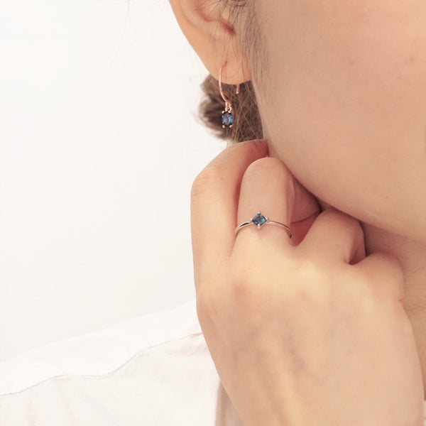 OVAL LONDON BLUE TOPAZ EARRINGS