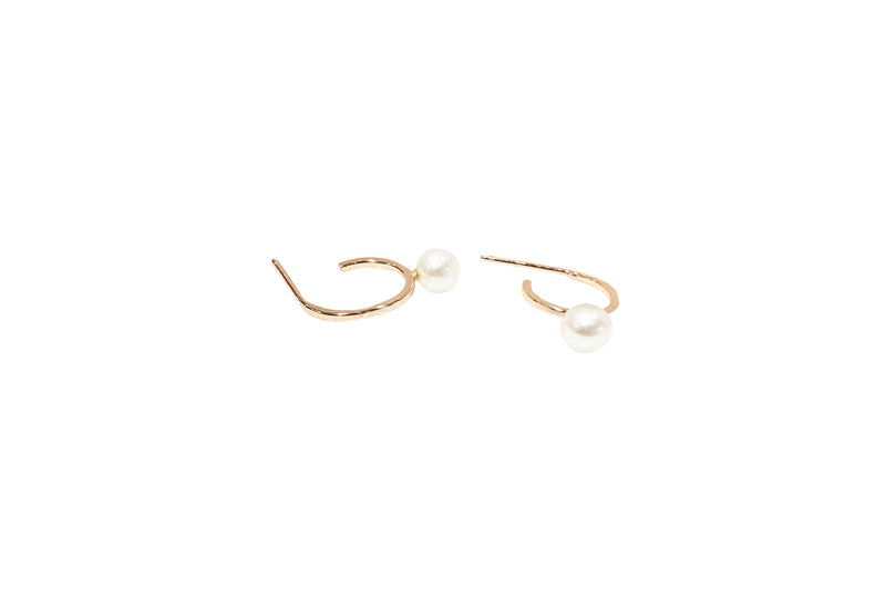 HOOK PEARL EARRINGS